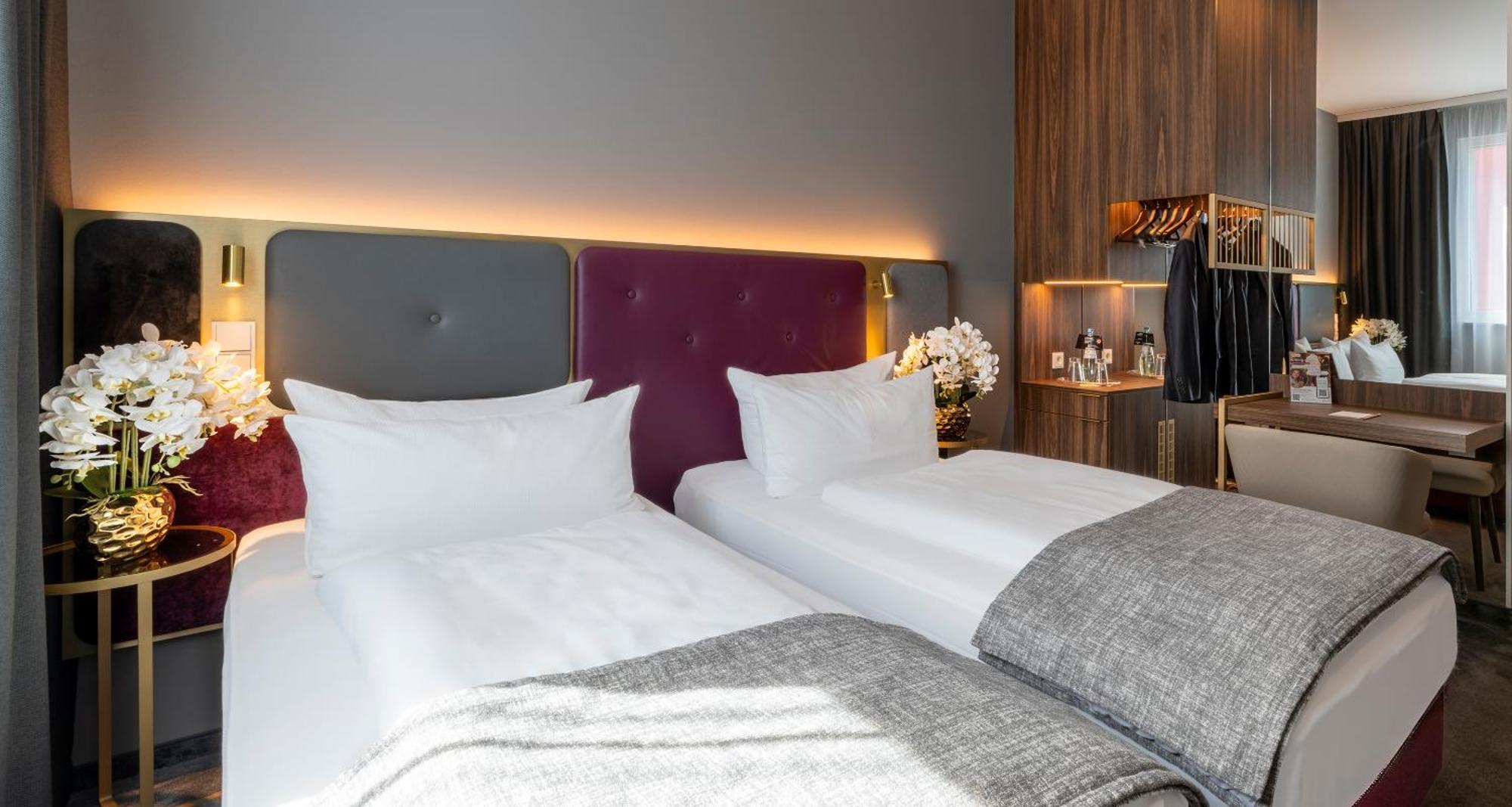 Отель Plaza Premium Muenchen Экстерьер фото