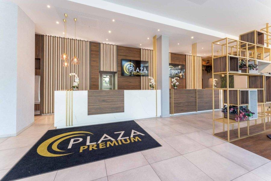 Отель Plaza Premium Munchen Экстерьер фото