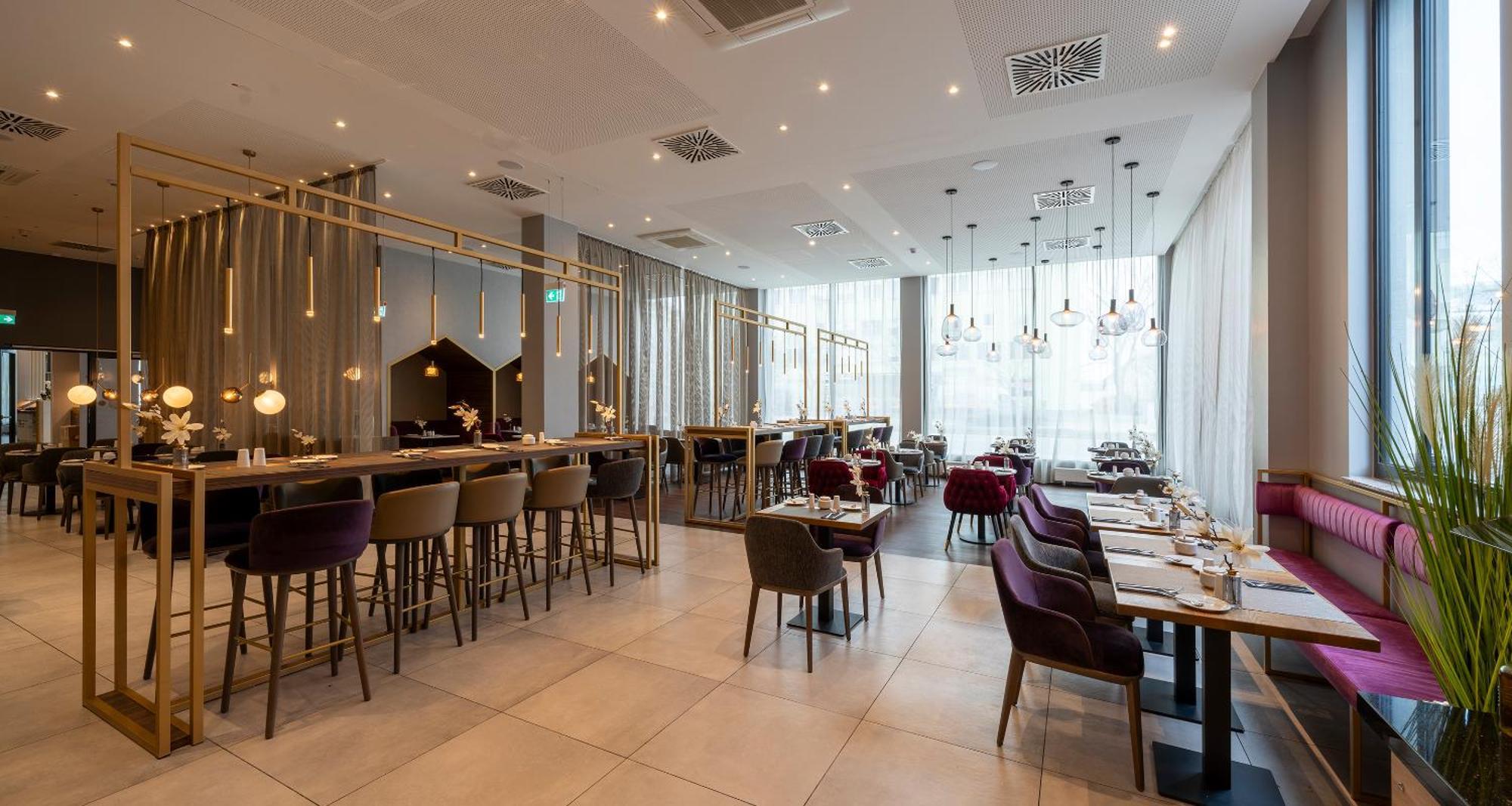 Отель Plaza Premium Muenchen Экстерьер фото