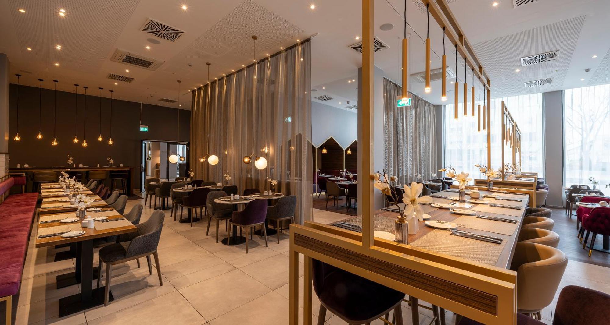 Отель Plaza Premium Muenchen Экстерьер фото