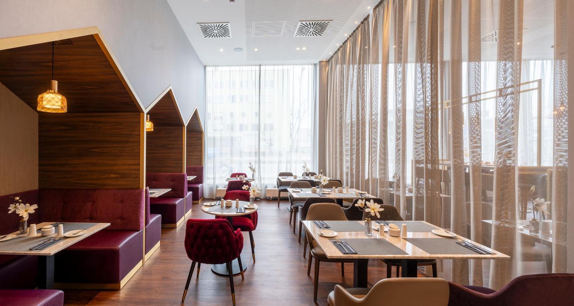 Отель Plaza Premium Muenchen Экстерьер фото